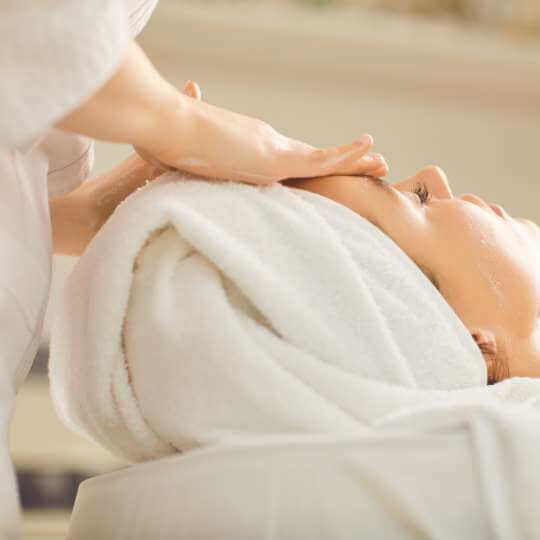 face-massage-home-bali.jpg